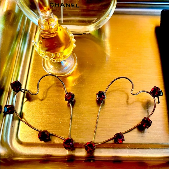 Heart shape earrings - Picture 3 of 3